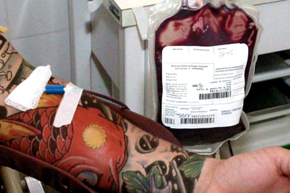 doar sangue depois de fazer tatuagem (Foto: Remove Tatto)